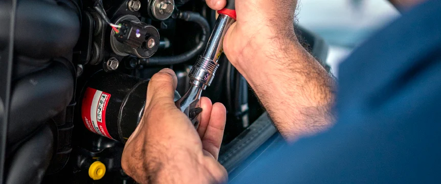 You are currently viewing Maintenance and Your Mercury Warranty: What You Need to Know