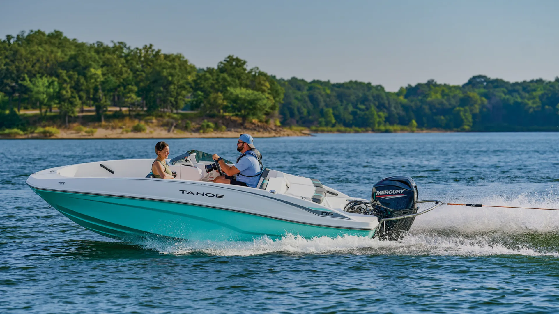 1080 Tahoe T16, Mercury outboard pulling skier